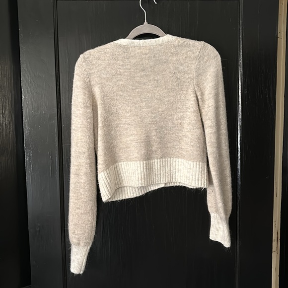 button up cardigan - Picture 2 of 3